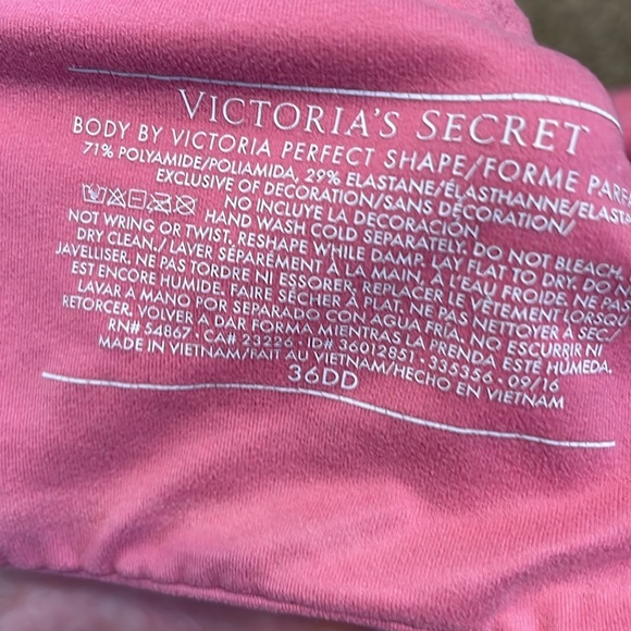 VS Bra - Picture 4 of 4